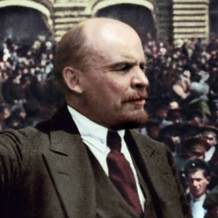 Володимир Ленін на мітингу, 1917 рік